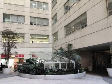 HERMOSAS OFICINAS, EXCELENTE UBICACION, CON SALAS JUNTAS Y  SALON VIP