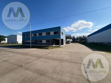 Nave Industrial -  Venta o  Alquiler - Parque industrial - Berazategui