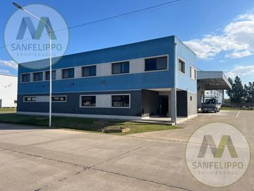Nave Industrial -  Venta o  Alquiler - Parque industrial - Berazategui