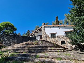 Casa con BAJADA AL RIO - el Descanso la BOLSA
