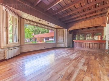 Bellísima quinta en Barrio Los Naranjos - PG