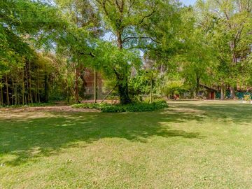Bellísima quinta en Barrio Los Naranjos - PG