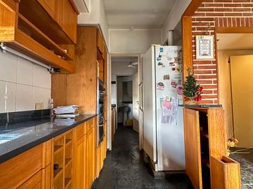 Departamento en venta en Lanús Oeste 4 ambientes con dos cocheras