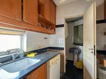 Departamento en venta en Lanús Oeste 4 ambientes con dos cocheras