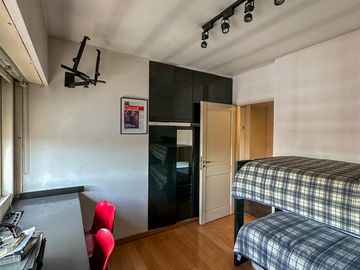 Departamento en venta en Lanús Oeste 4 ambientes con dos cocheras