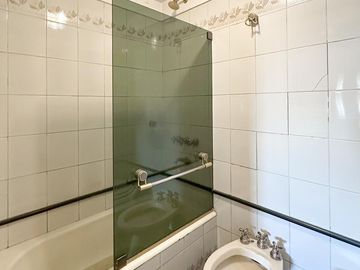 Departamento en venta en Lanús Oeste 4 ambientes con dos cocheras