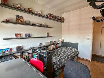 Departamento en venta en Lanús Oeste 4 ambientes con dos cocheras