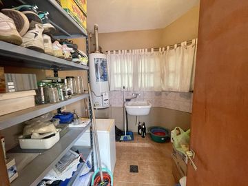 CASA EN VENTA VILLA BELGRANO - 3 Dormitorios - Escritorio - Garage doble - Gran OPORTUNIDAD!