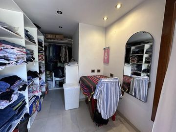 Casa en Ezpeleta Este, a pasos de la estación