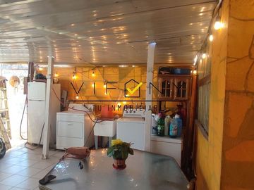 SE VENDE casa muy bien ubicada en Santa Mónica Mexicali