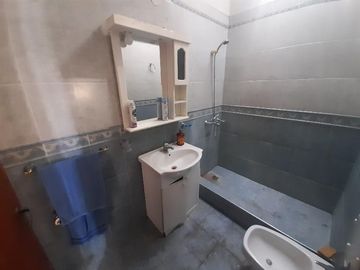 Casa en venta - 3 Dormitorios 2 Baños - Cocheras - 400Mts2 - La Matanza