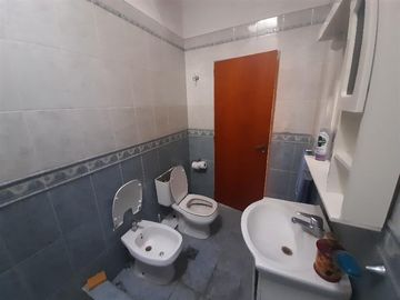 Casa en venta - 3 Dormitorios 2 Baños - Cocheras - 400Mts2 - La Matanza
