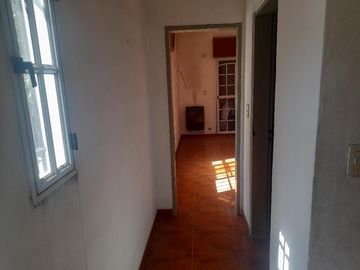 Casa en venta - 3 Dormitorios 2 Baños - Cocheras - 400Mts2 - La Matanza