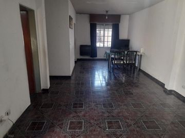 Casa en venta - 3 Dormitorios 2 Baños - Cocheras - 400Mts2 - La Matanza
