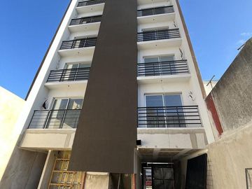 Departamento 2 Ambientes a Estrenar de Pozo con Pileta - Wilde