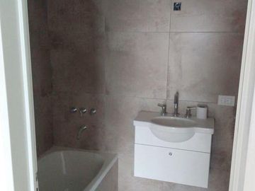 Excelente monoambiente a estrenar en edificio C/SUM y piscina- Banfield Este