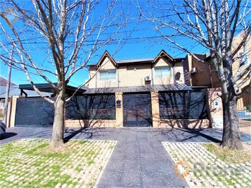 Casa en Granadero Baigorria