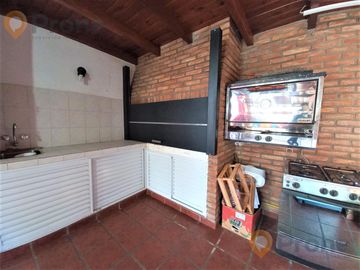 Casa en Granadero Baigorria