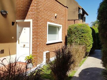Triplex en  En Condominio Mirasol Ituzaingo Norte