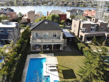 Casa en venta en  San Isidro Labrador, Villanueva, Tigre