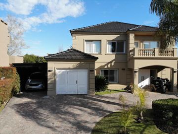 Casa en venta en  San Isidro Labrador, Villanueva, Tigre