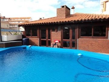 Departamento en venta - 3 habitaciones 2 baños - 121mts2 - Villa Gesell