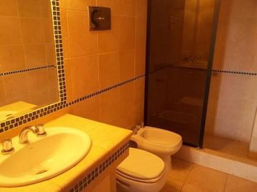 Departamento en venta - 3 habitaciones 2 baños - 121mts2 - Villa Gesell