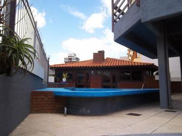 Departamento en venta - 3 habitaciones 2 baños - 121mts2 - Villa Gesell