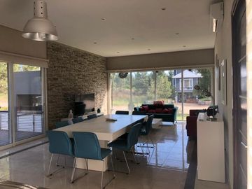 Casa en Venta Costa Esmeralda