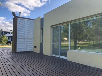 Casa en Venta Costa Esmeralda