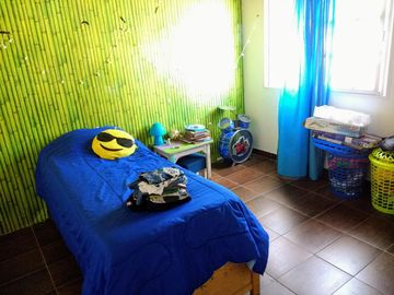 Munro - Chalet de 7 amb  en 2 Plantas con Excelente ubicación!!