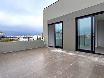 VENTA • VILLA GRAL. MITRE • 3 AMBIENTES