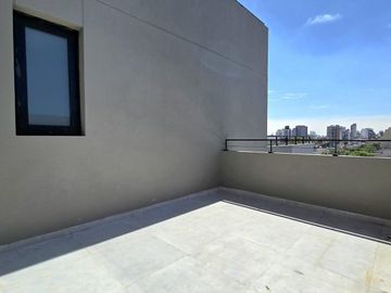 VENTA • VILLA GRAL. MITRE • 3 AMBIENTES