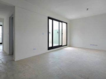 VENTA • VILLA GRAL. MITRE • 3 AMBIENTES