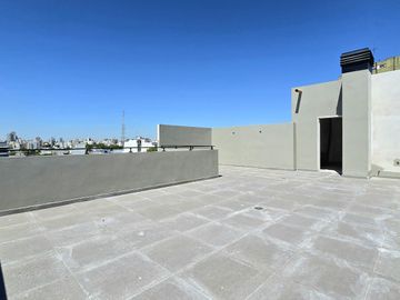 VENTA • VILLA GRAL. MITRE • 3 AMBIENTES