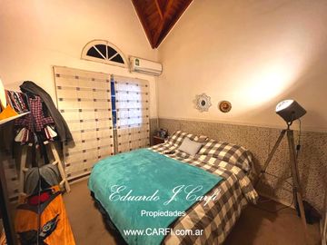 VENTA DE PH  4 AMBIENTES  - CASTELAR NORTE