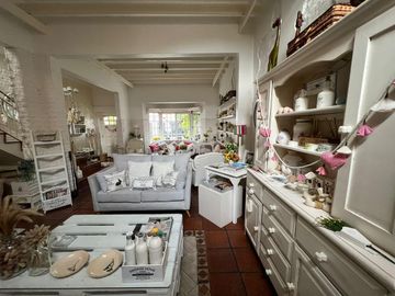 Casa - Wilde