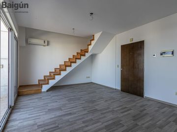 Duplex de 3 ambientes con parrilla en Nuñez