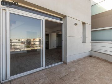 Duplex de 3 ambientes con parrilla en Nuñez