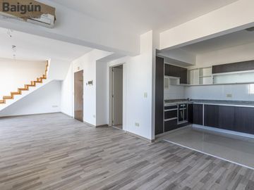 Duplex de 3 ambientes con parrilla en Nuñez