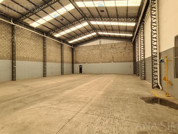 Nave Industrial - Jose Leon Suarez - Alquiler