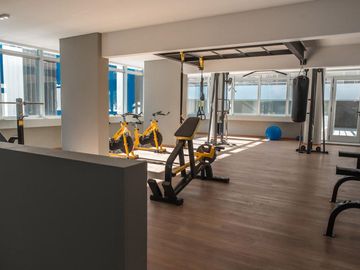 1 Dormitorio Inmenso con Terraza Propia