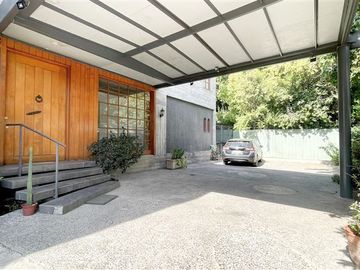 Casa en Venta en Carlos Silva Vildósola / Julia Berstein