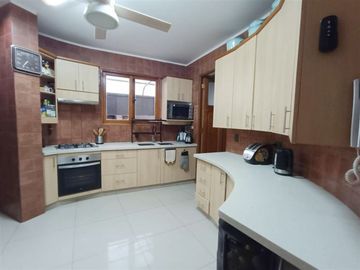 Casa en Venta en Carlos Silva Vildósola / Julia Berstein
