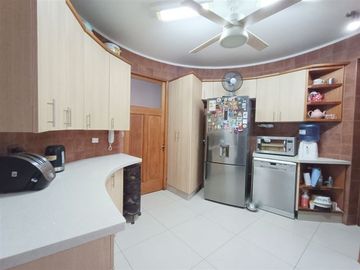 Casa en Venta en Carlos Silva Vildósola / Julia Berstein