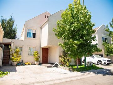 Casa en Venta en La Quebrada de Macul