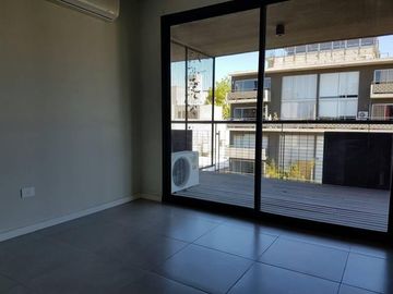 Departamento VENTA en lo mejor de Tigre 2 ambientes al frente c/cochera CON RENTA