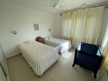 CASA, VENTA, COSTA ESMERALDA,  RESIDENCIAL II, LOTE AL 100, 4 AMBIENTES