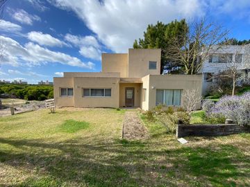 CASA, VENTA, COSTA ESMERALDA,  RESIDENCIAL II, LOTE AL 100, 4 AMBIENTES
