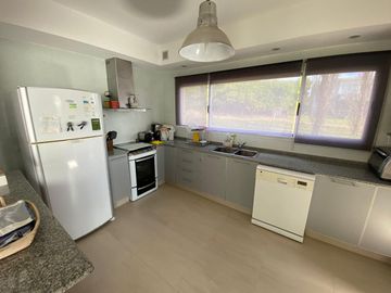 CASA, VENTA, COSTA ESMERALDA,  RESIDENCIAL II, LOTE AL 100, 4 AMBIENTES